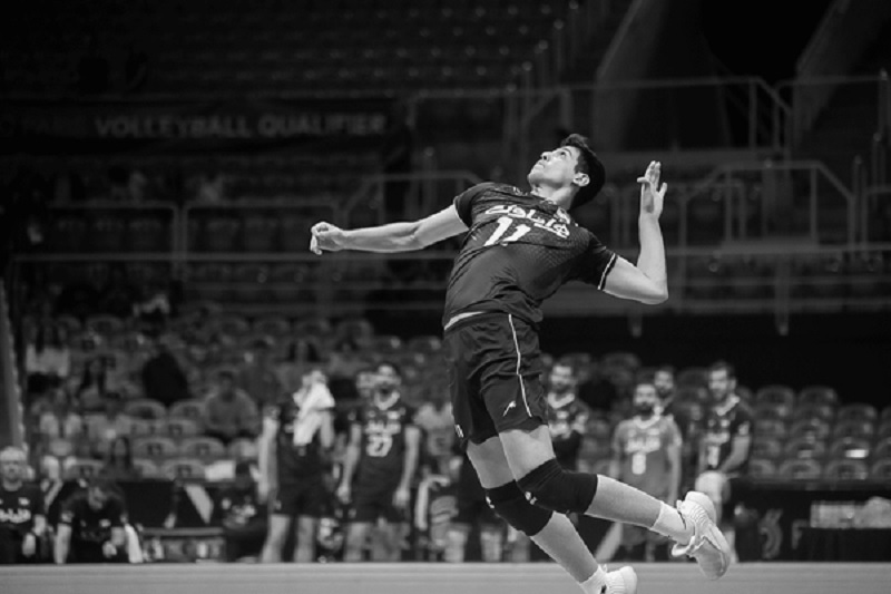 رهبر انقلاب با خانواده صابر کاظمی ابراز همدردی کردند + عکس